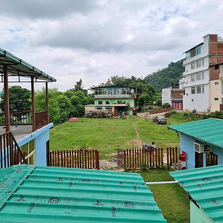 Landlopers Hostel Rishikesh Exterior photo