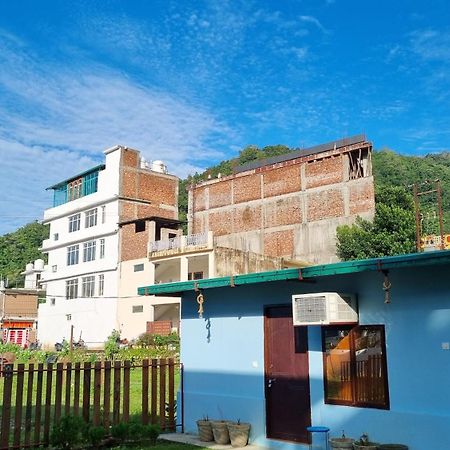 Landlopers Hostel Rishikesh Exterior photo