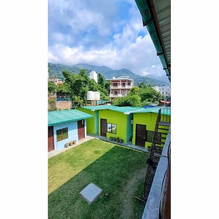 Landlopers Hostel Rishikesh Exterior photo